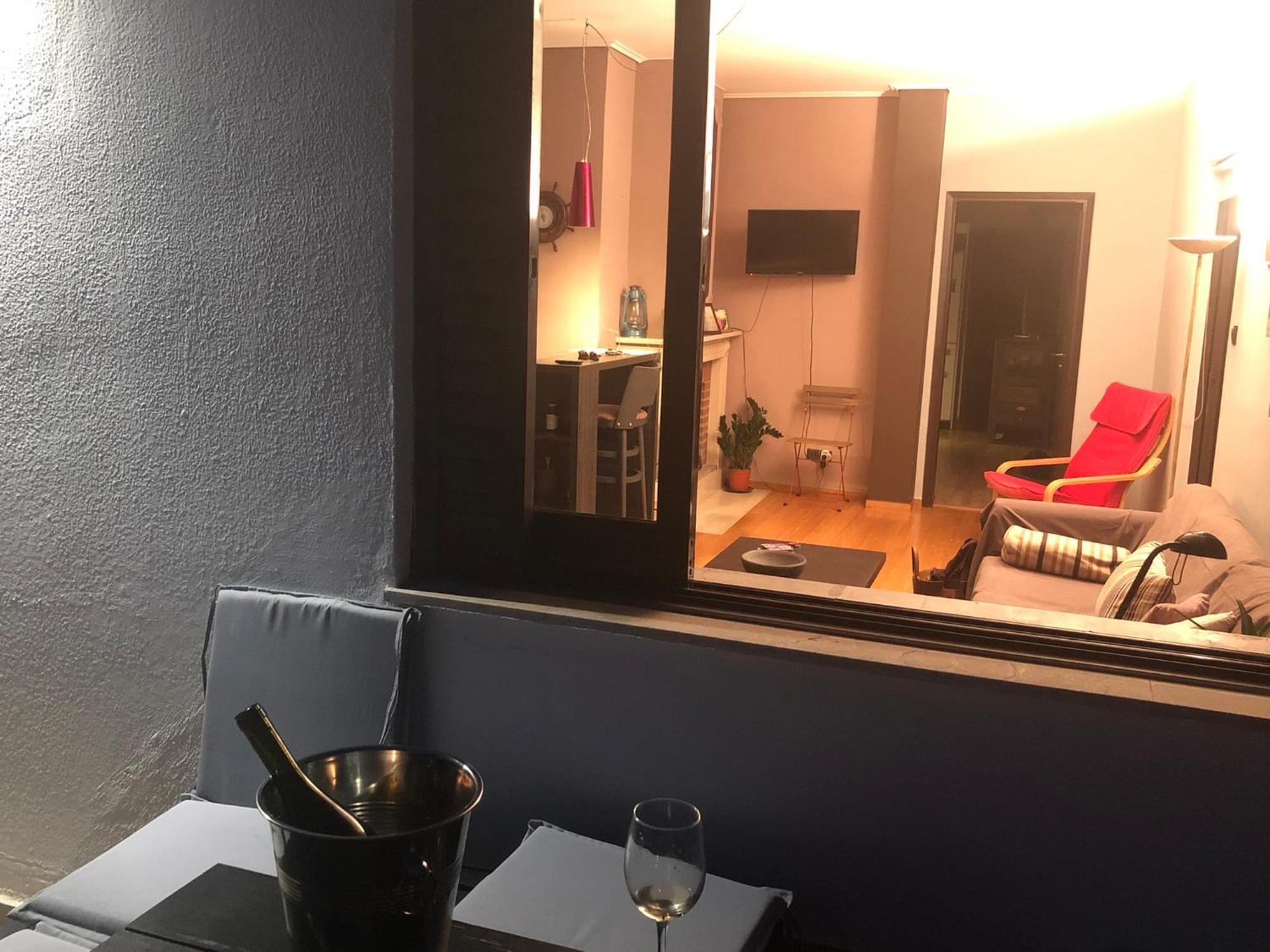 Cozy Loft With Jazz Notes In Kolonaki * Athens